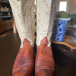 Vintage J Chisholm lizard boots 9